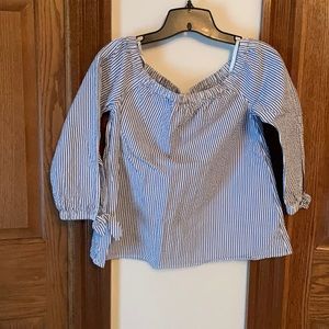 Seersucker off the shoulder top, with tie detail on sleeves